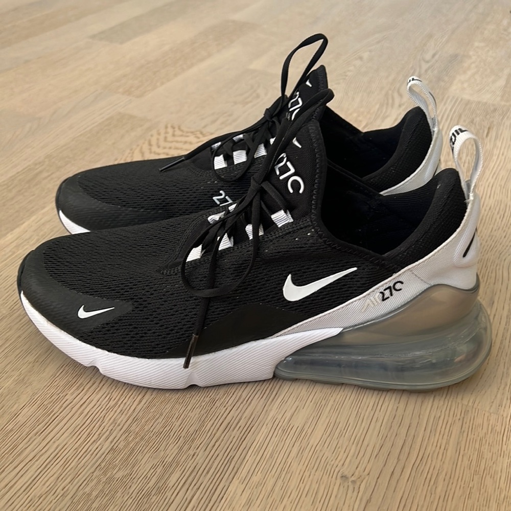 Nike Air Max 270